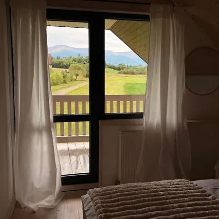 Polonyna View